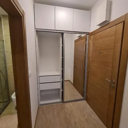 Grace Apartment *